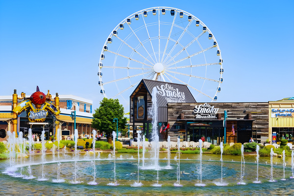 A must-visit local attraction. From unique family rides like SkyFly to great restaurants and shops, The Island in Pigeon Forge offers non-stop entertainment close to your cabin retreat.