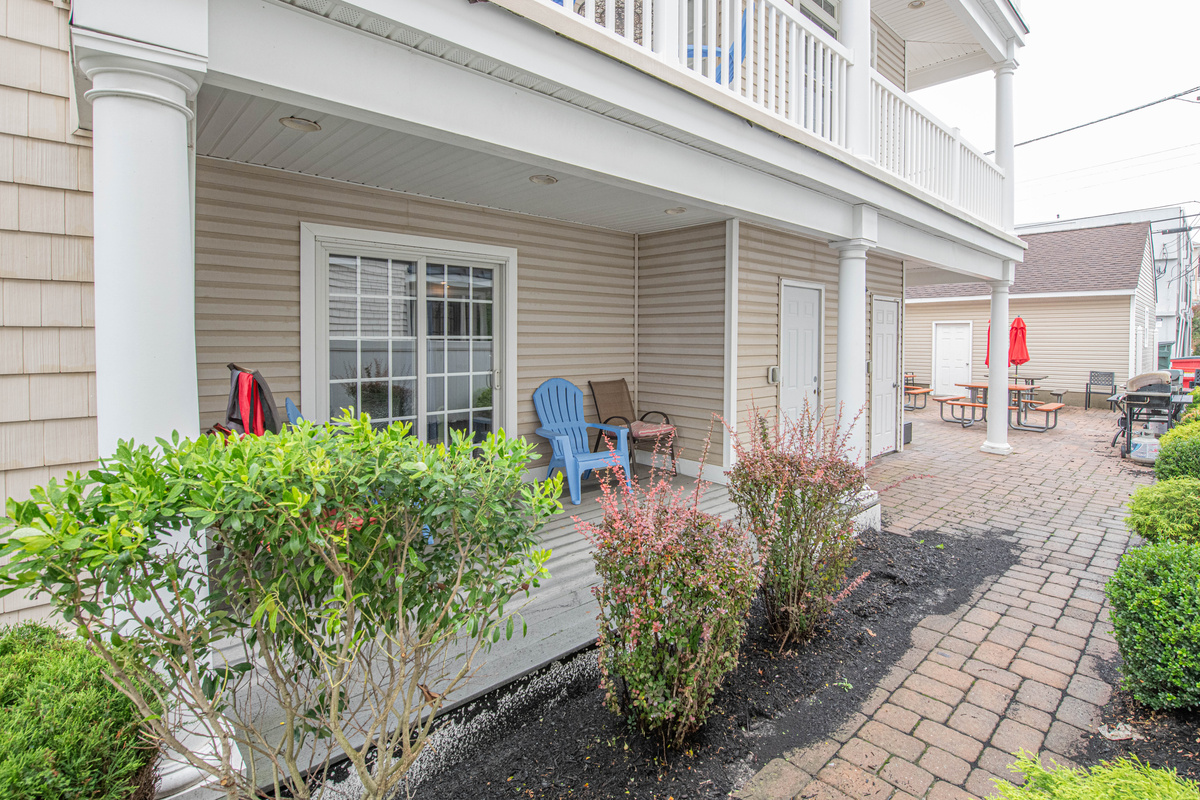 Porch with Seating