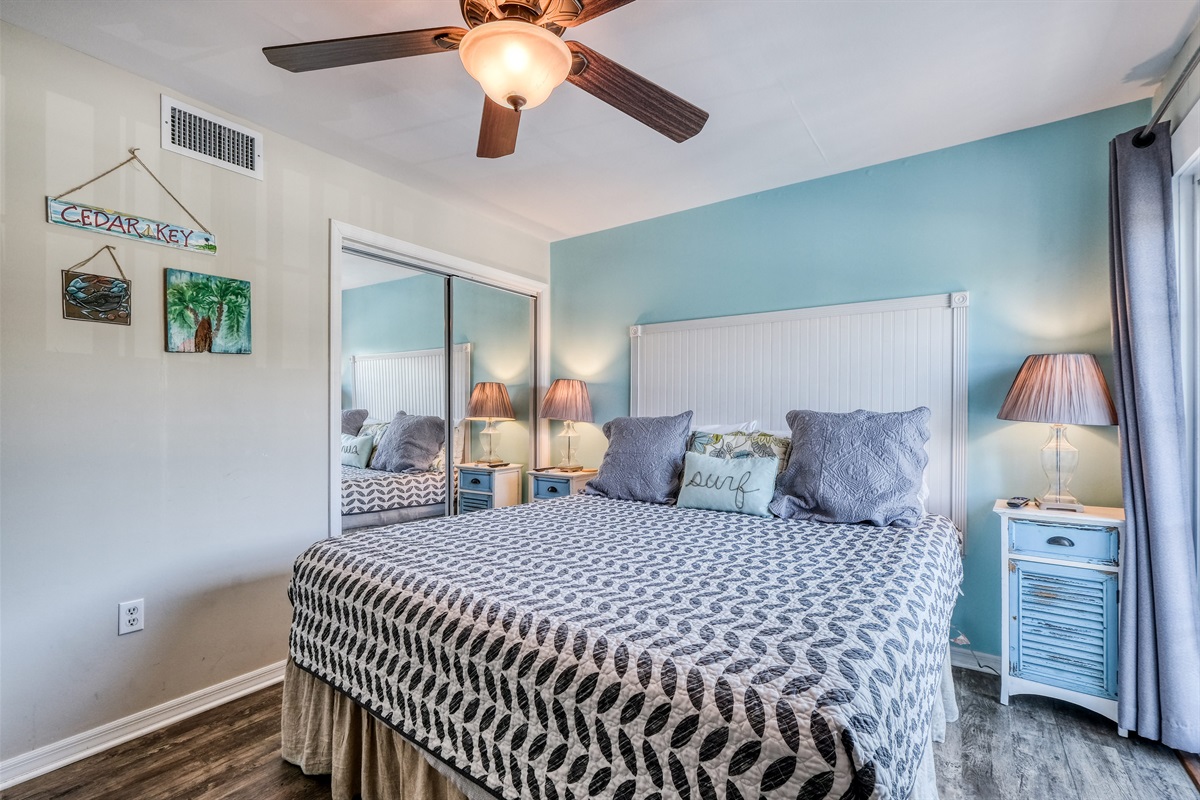 Bedroom with King size bed