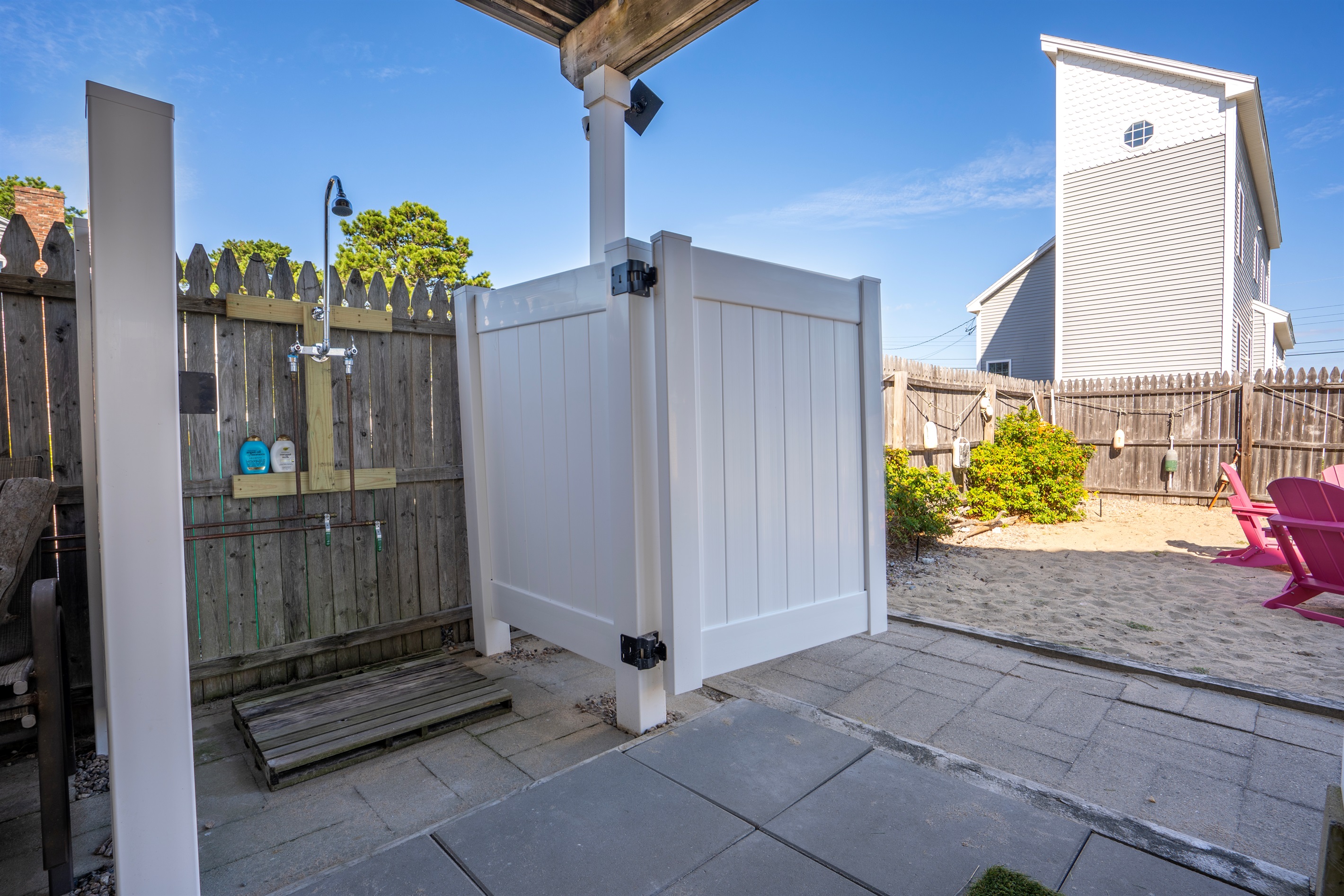 Refresh under our private outdoor shower! Perfect for sunny days and beachside moments!