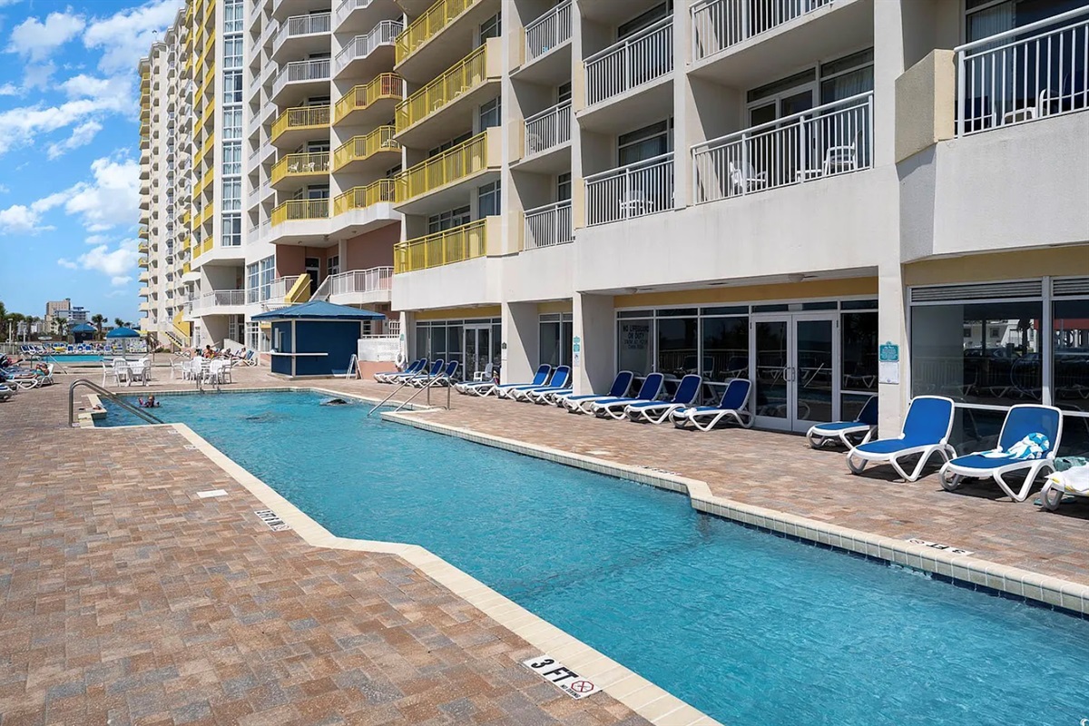 Oceanfront Outdoor Pool