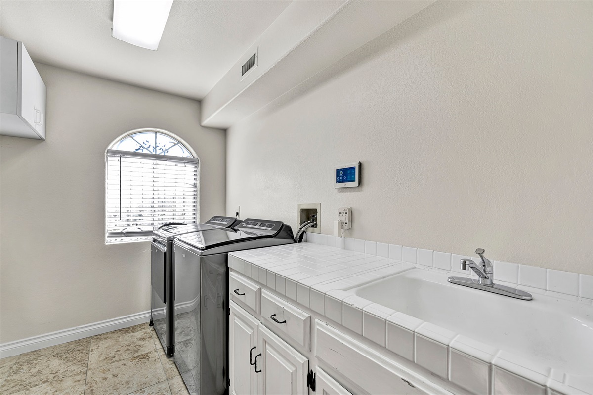 On‑site laundry room: handy for families, long stays, or post‑pool towels