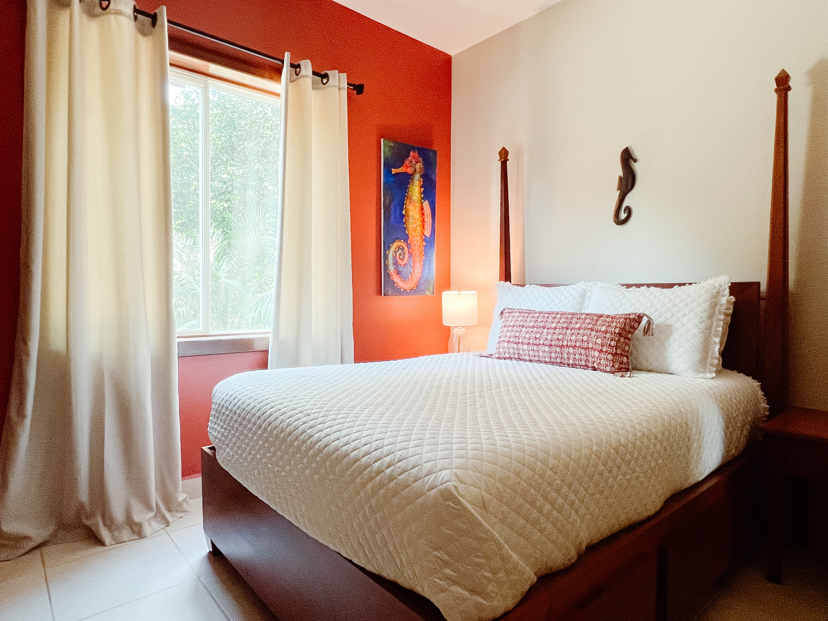 Bedroom 3: Queen Bed