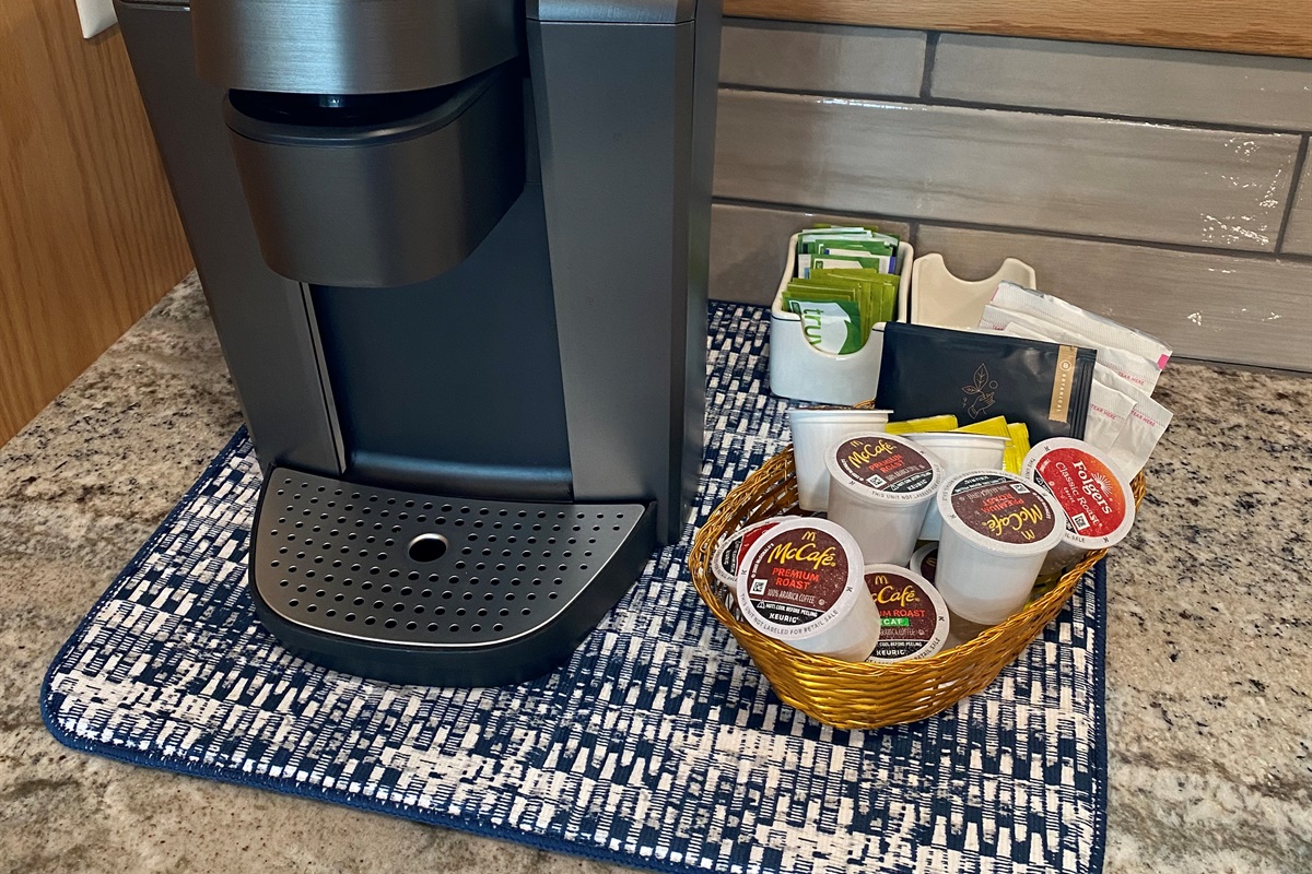 Complementary coffee & tea 