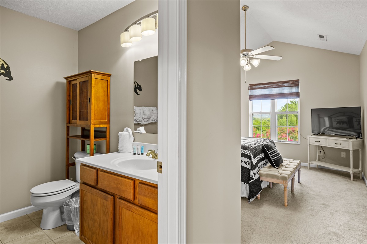 Master Bedroom/Bath