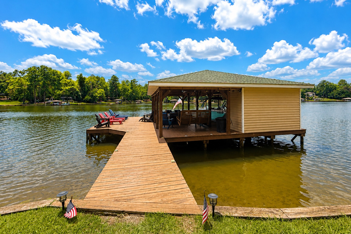 Relaxing boathouse surrounded by scenic lake views