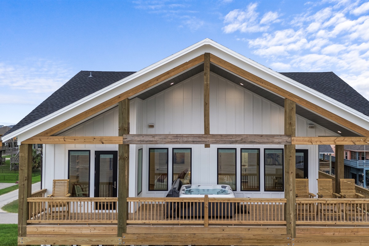 c26243129e034908852a7e2ecdb8a603 Large | Beachhouse | Texas | TX | Vacation Homes | Galveston | Crystal Beach | Kokomo | Breezy Days | Beachfront Elegance | Sunrise Serenity | Southern Sands Property Management, LLC