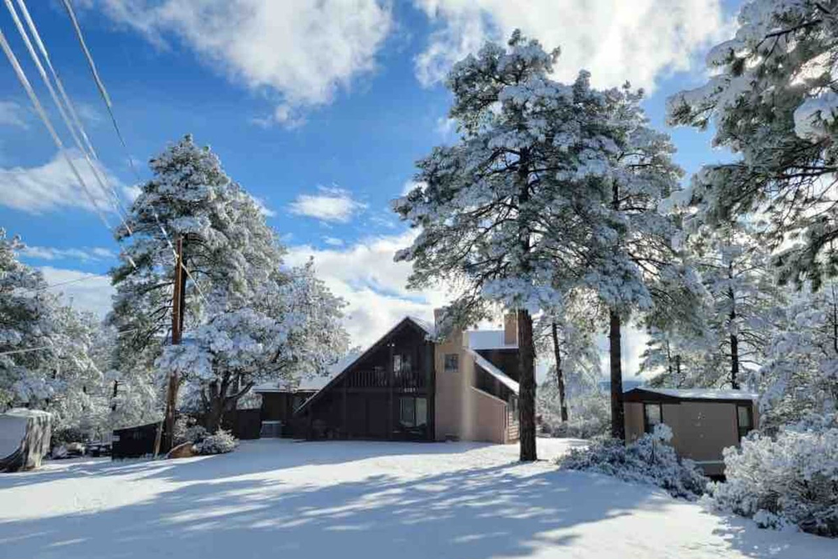 Pine Mountain Roost Retreat w/ Deck + Views — Pine Mountain Roost Retreat w/ Deck + Views, Pine, Arizona — photo 43
