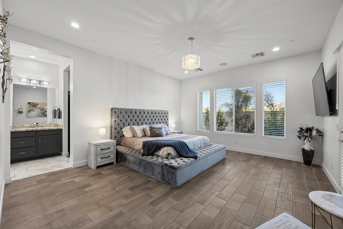 The Grand Peoria Estate – 5BR / 4.5BA Luxury + Casita — Modern Home | Sleeps 10 | Family Escape w/ Casita, Peoria, Arizona — photo 41