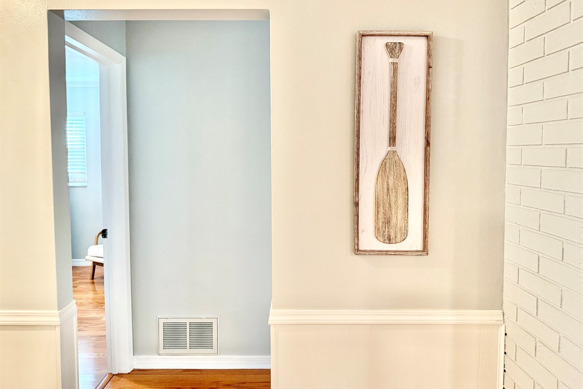 Hallway to the bedrooms