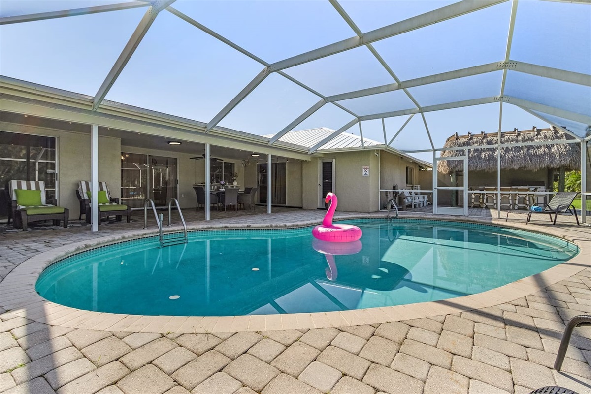 Make the most of the large lanai and pool area—perfect for enjoying sunny days and relaxing evenings!