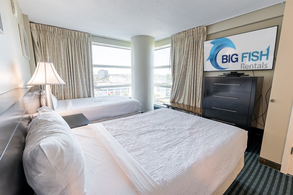 Room with Stunning Views🌊☀️