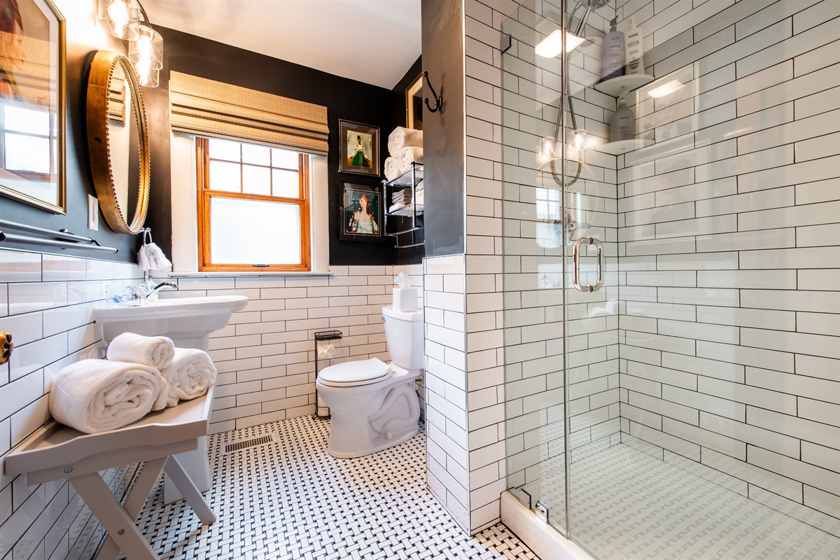 Luxury bathroom with walk in shower