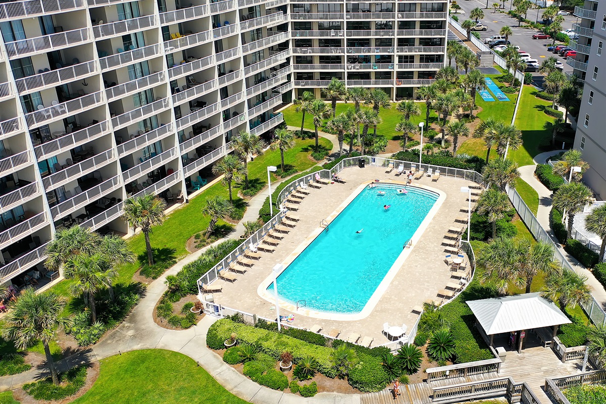 Birds eye view of pool