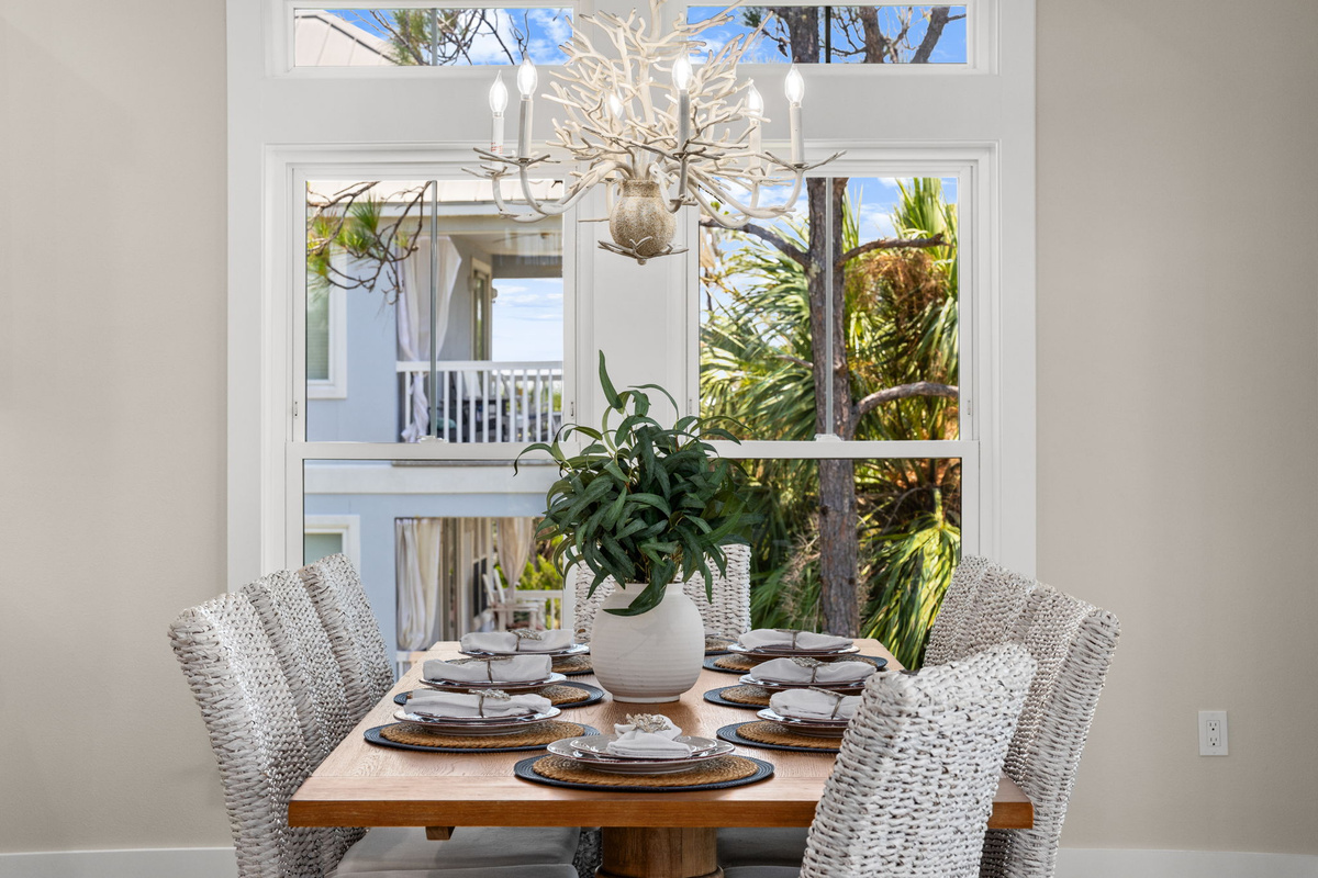 Gather around the table for fresh local seafood, family dinners, board games, and stories from another unforgettable day on the Forgotten Coast.