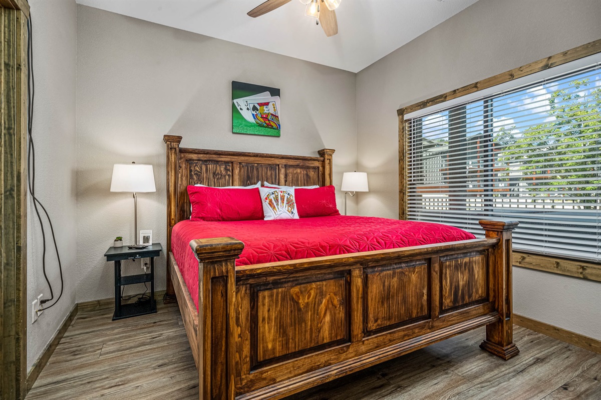 Lower level King bedroom #4 with Jack and Jill bathroom