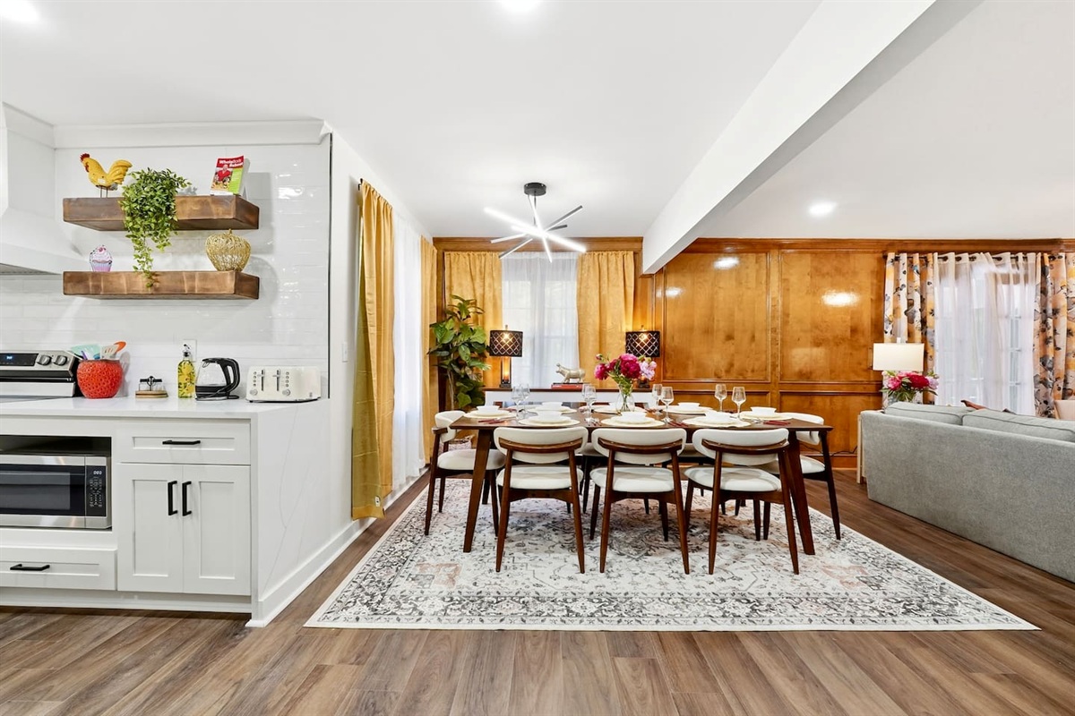 Lovely dining area perfect for sharing laughs and creating lasting memories, comfortably seating up to 8 guests.