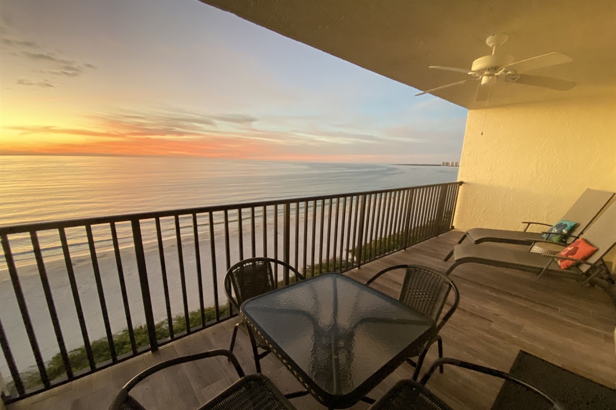 Large patio deck, with unobstructed views 