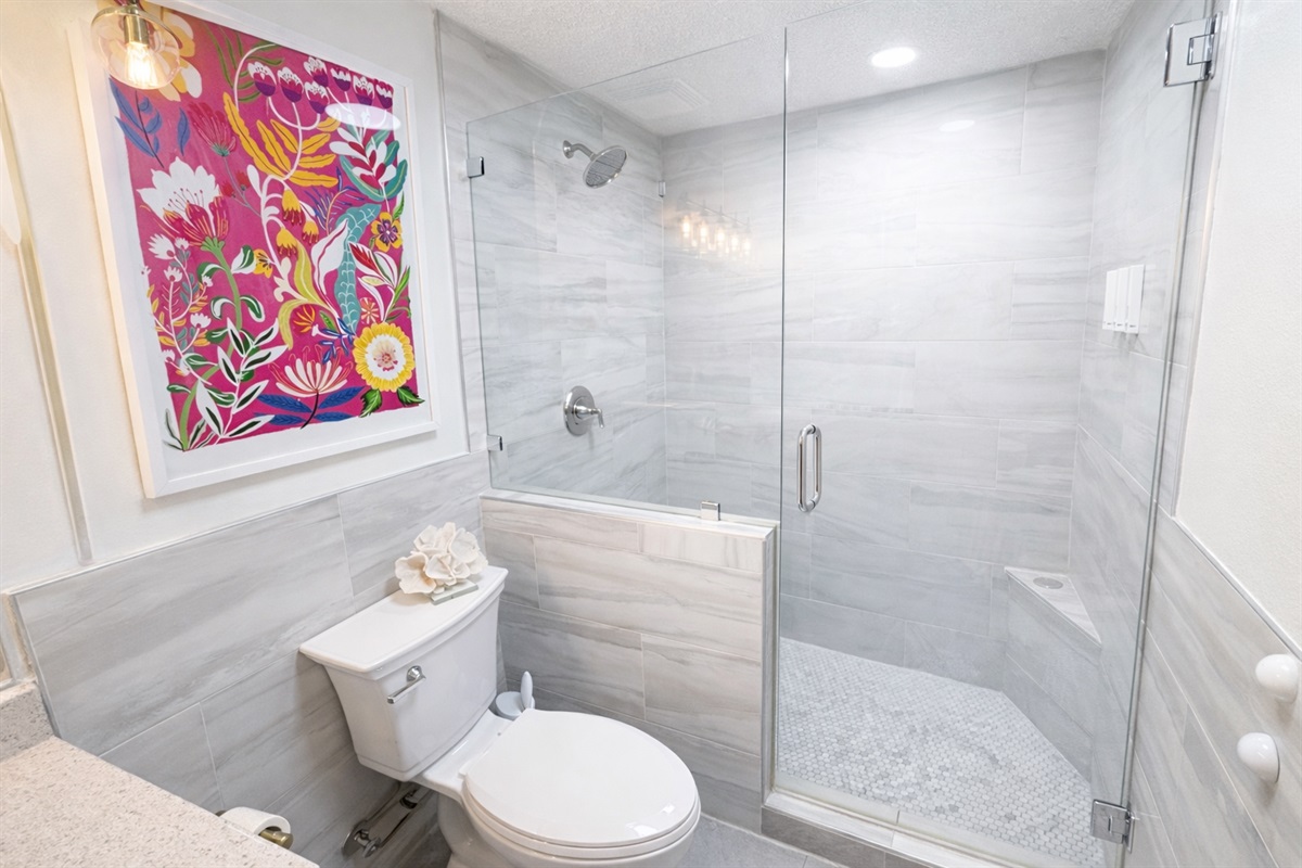 Modern master bathroom with beautiful walk-in shower