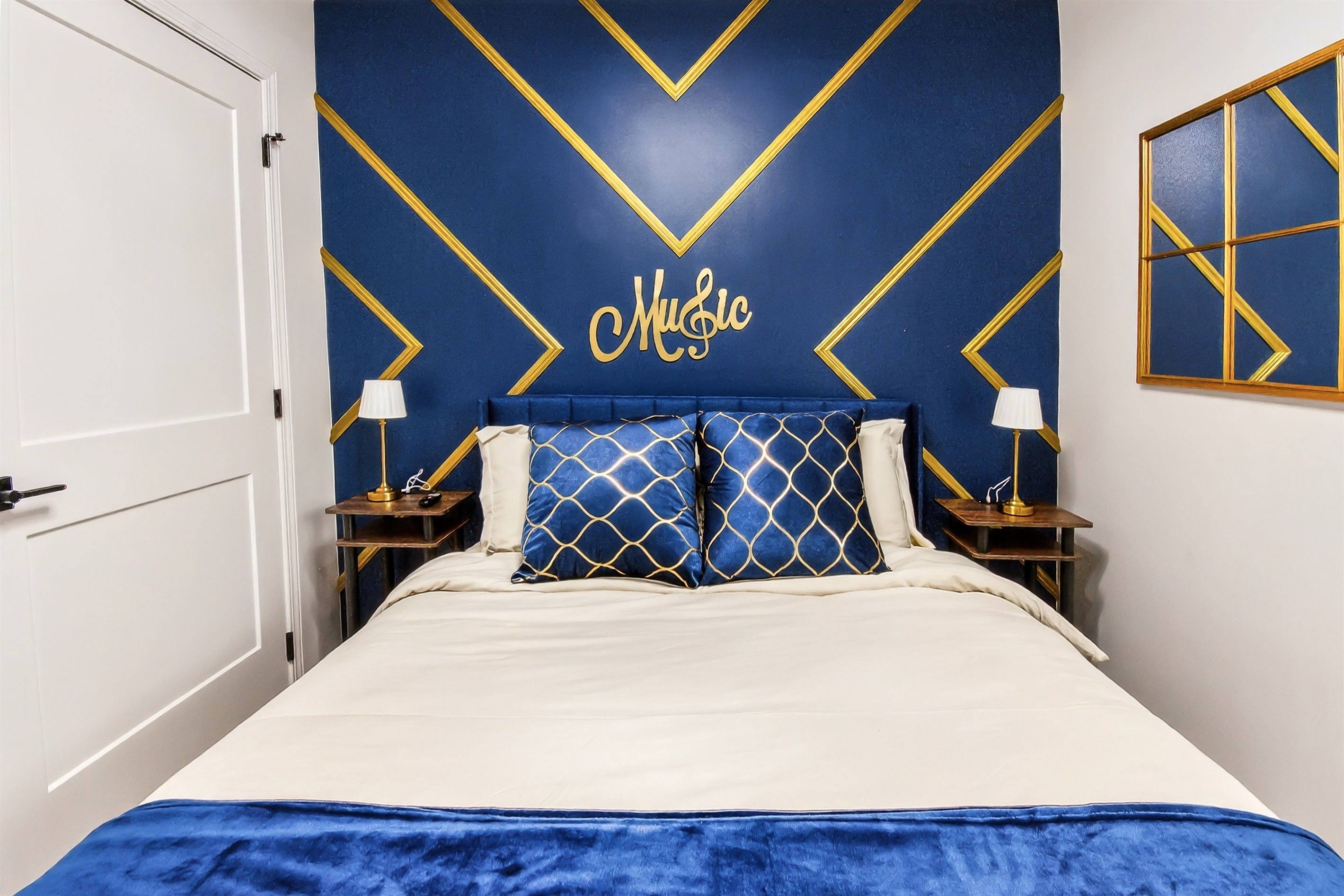 2nd floor guest bedroom I