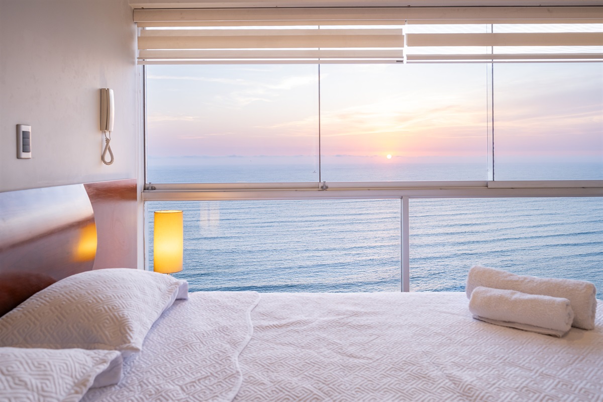 Oceanfront Master Suite: Wake up to the sound of the waves and an endless horizon from the comfort of your King-size bed