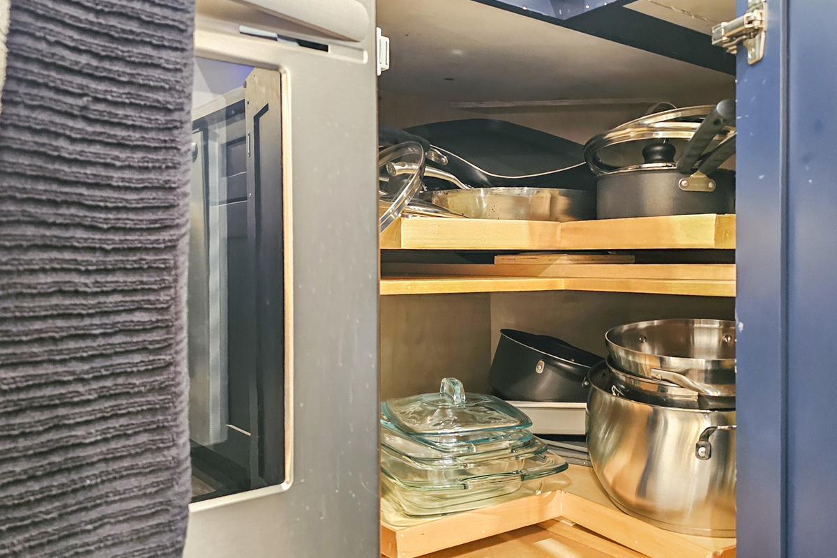 Fully stocked with cookware unleash your inner chef in style!