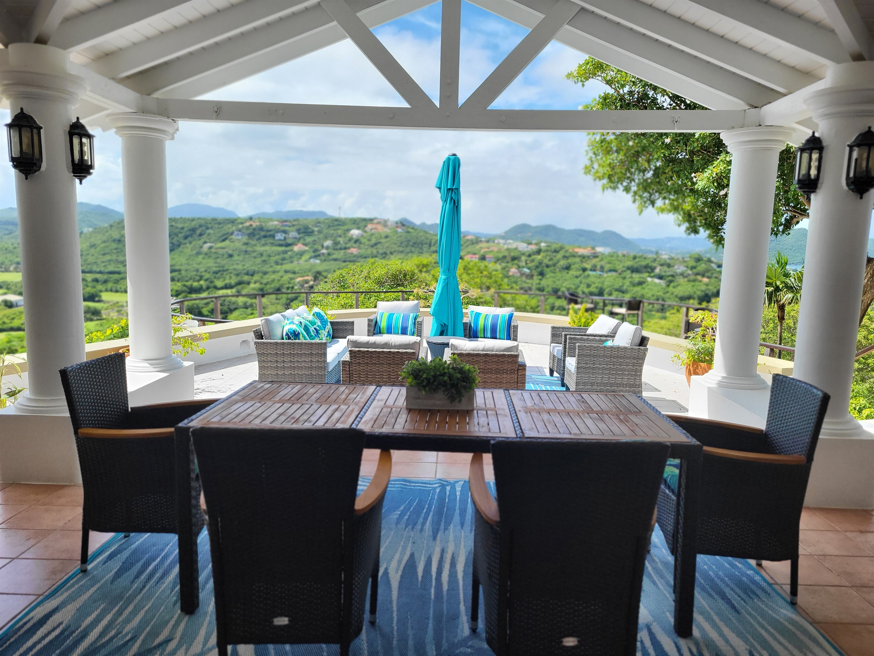Back Patio Caribbean on the Right, Atlantic on the Left