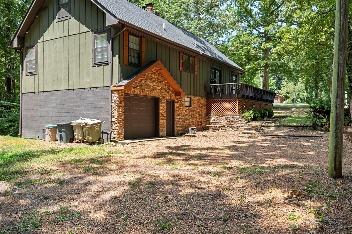 Cabin Exterior | Front Yard (summer time)