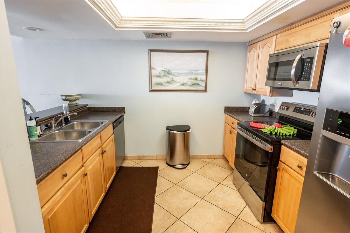 Large Kitchen Area
