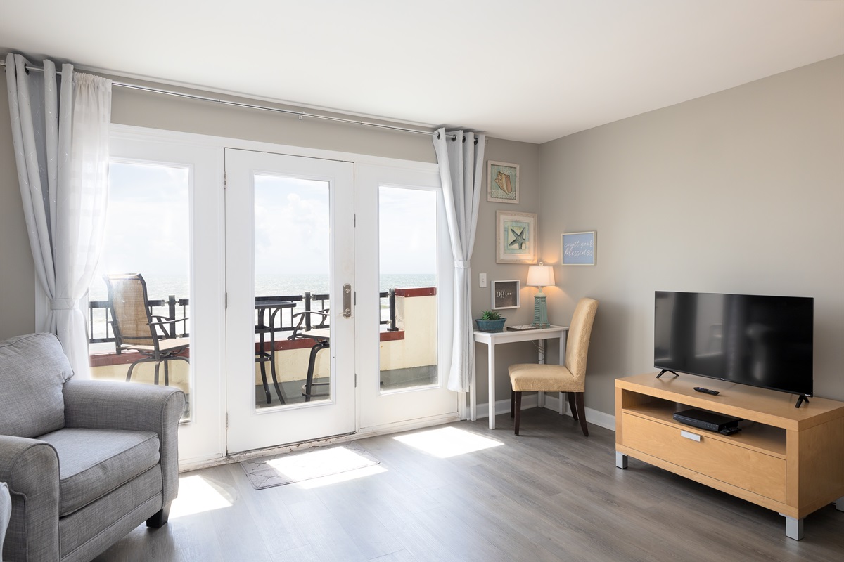 So much natural lighting!