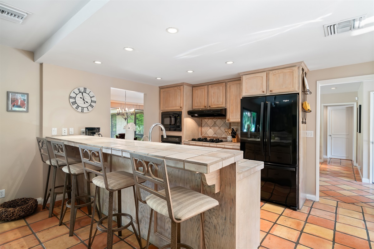 breakfast bar