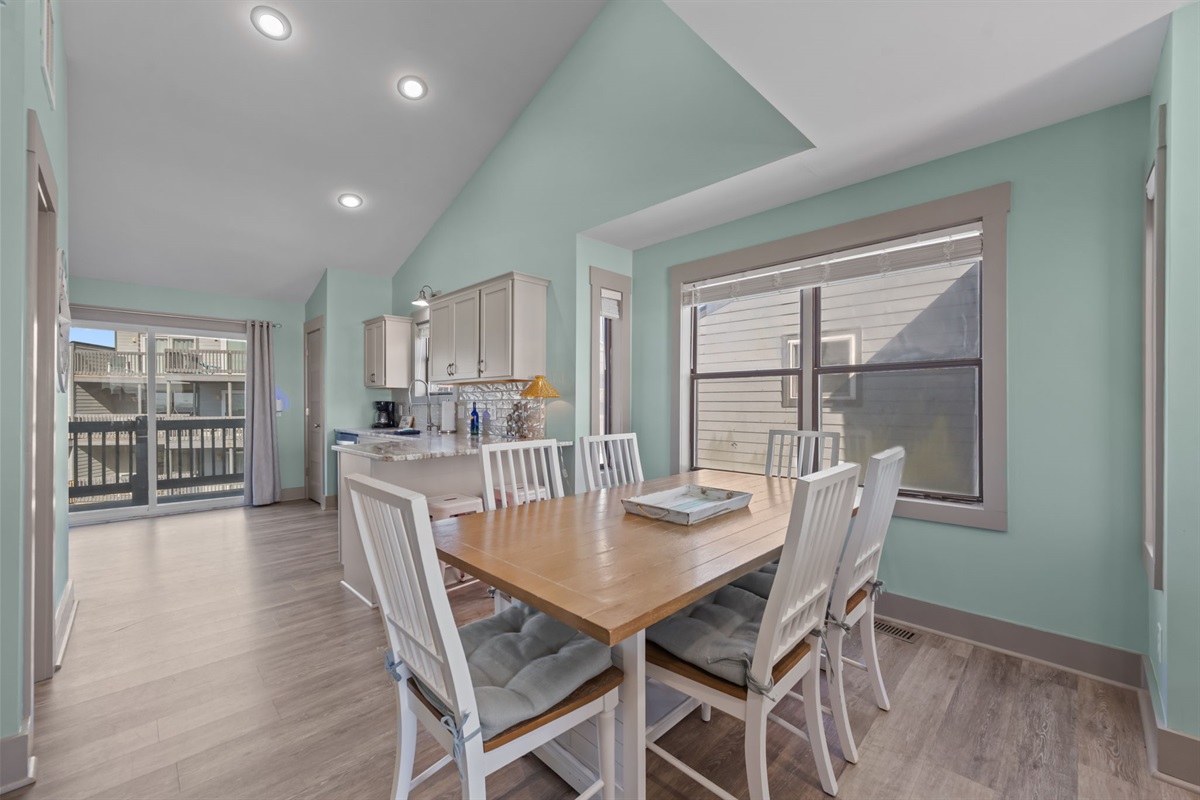 Cozy table seating in an open, airy layout&mdash;perfect for shared meals and easy entertaining