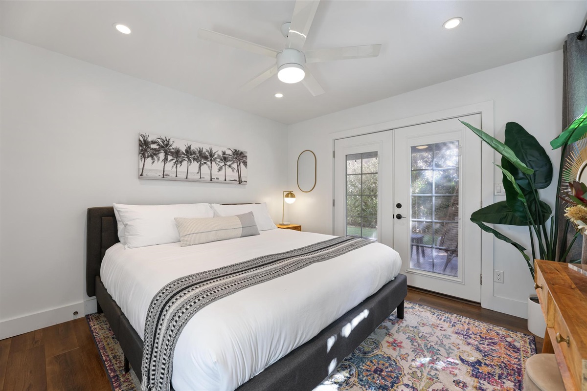 Bedroom with King sized Helix mattress