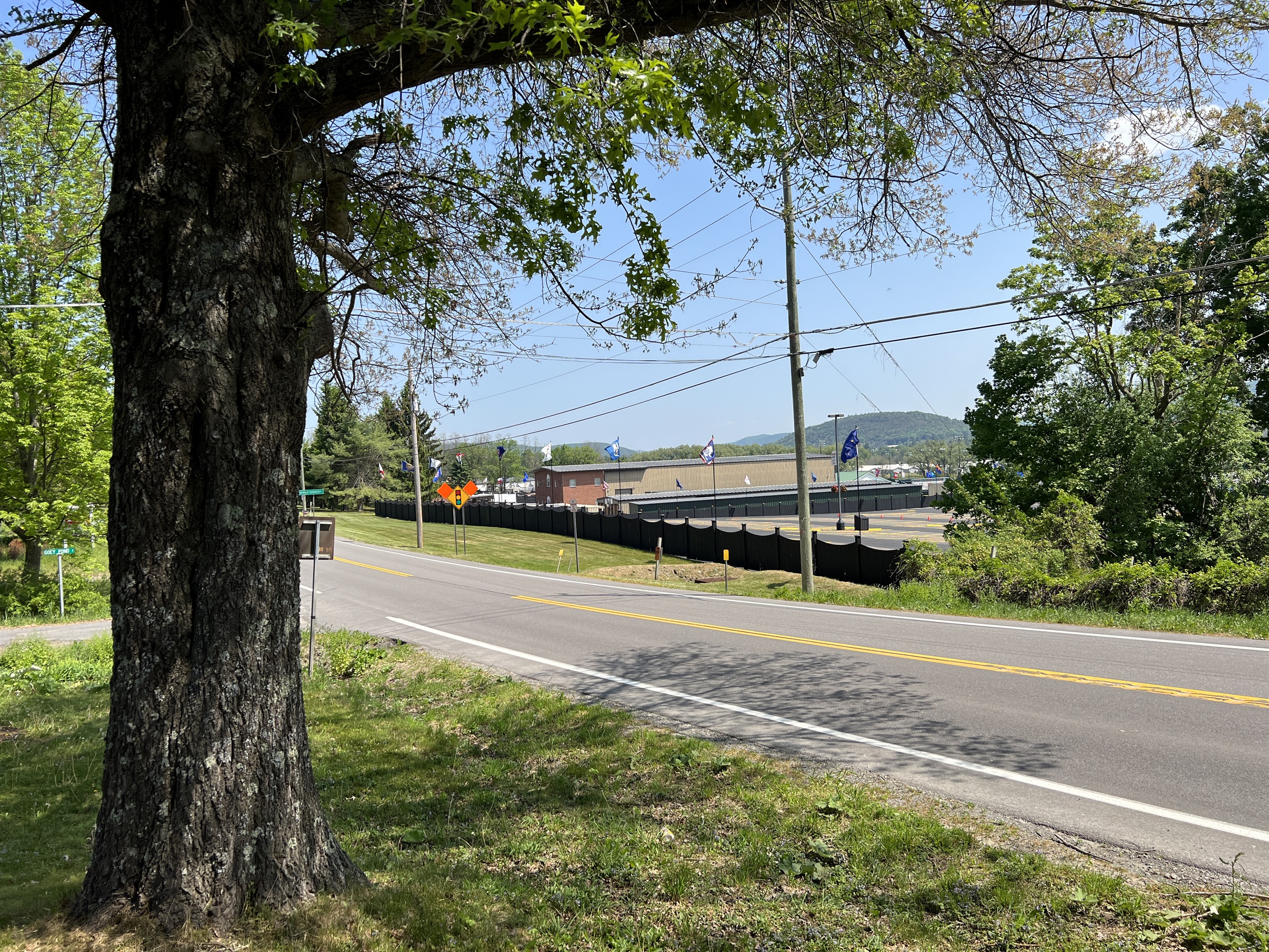 Roundtripper is so close! Dreams Park is visible from the front yard!