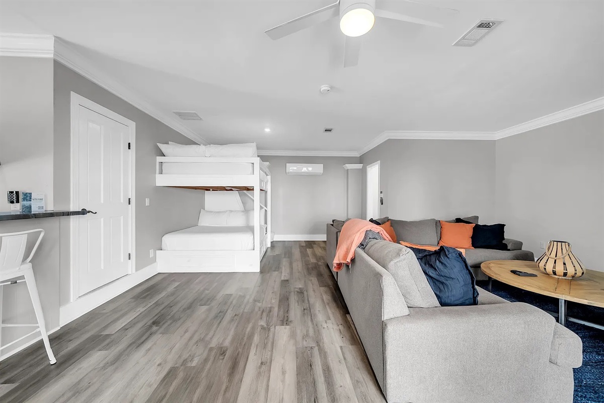 First floor living area/queen bunk beds