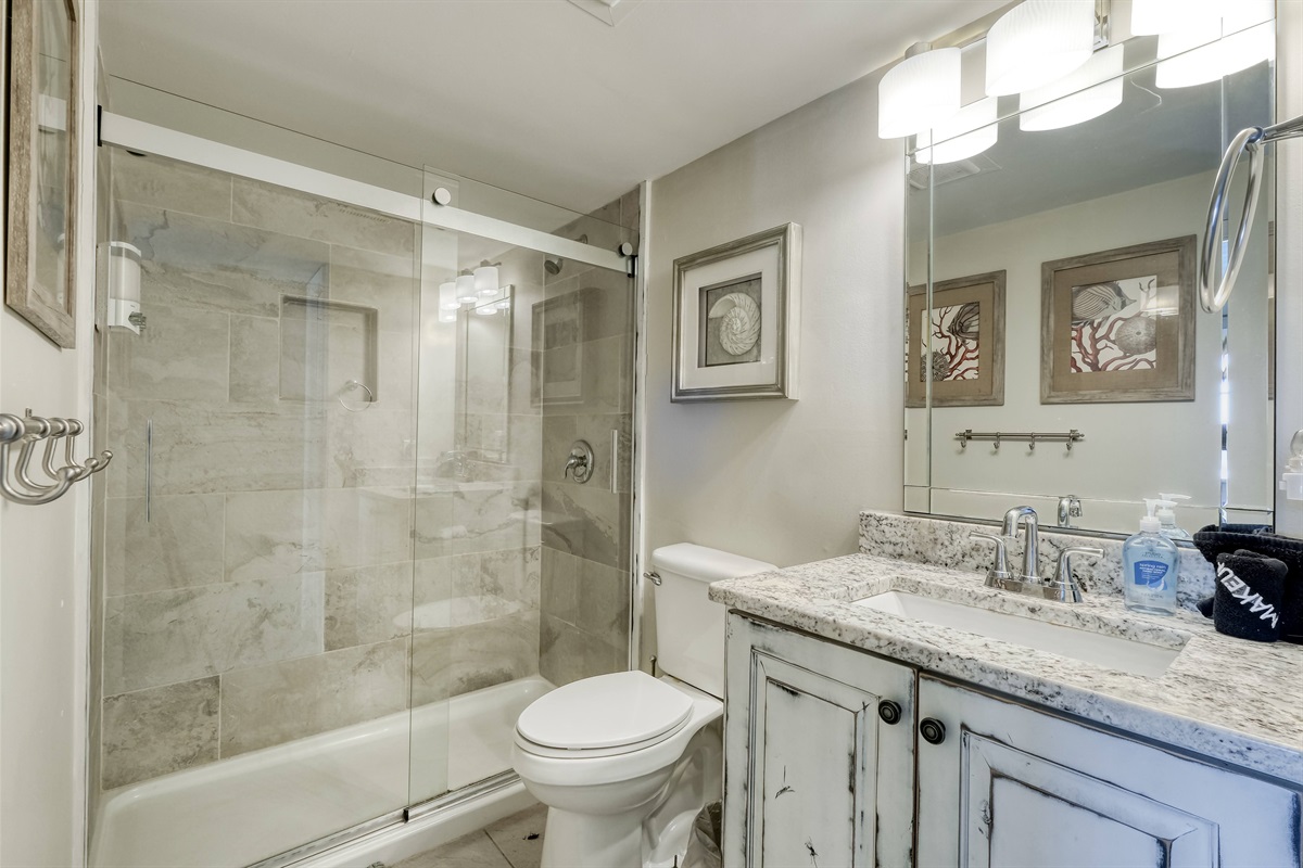 Full bath with walk in shower