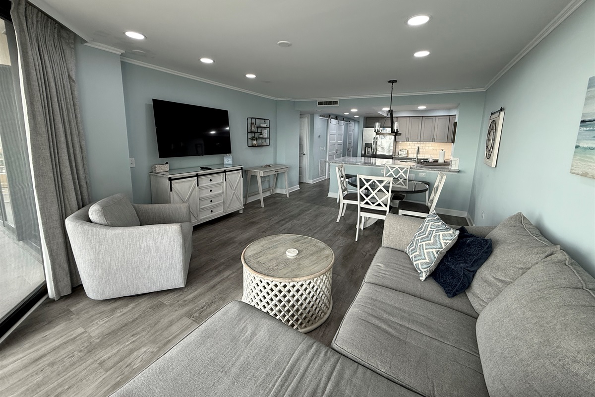 Oceanfront Living Room w/LVT Flooring Throughout