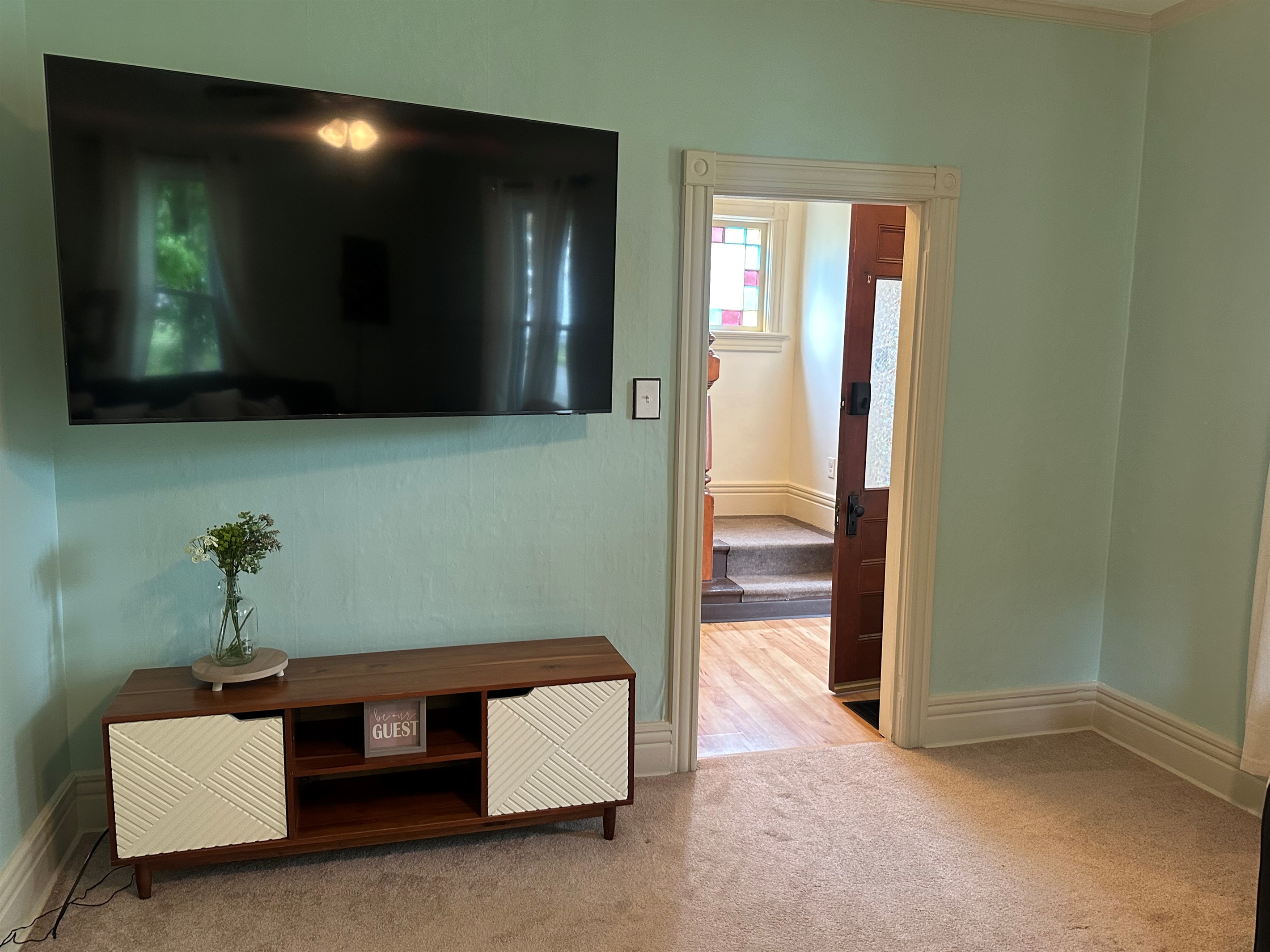 Large Smart TV for streaming