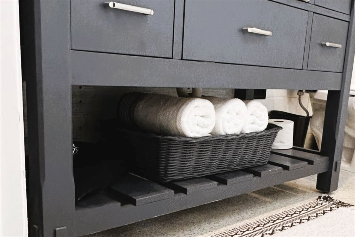 Fresh, Clean, Oversized Towels to wrap up in, always provided with each stay