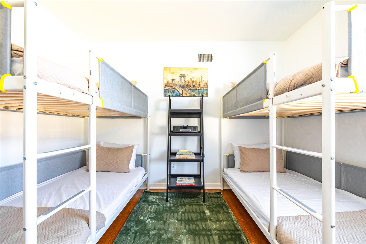 Bedroom #4: Double twin bunks