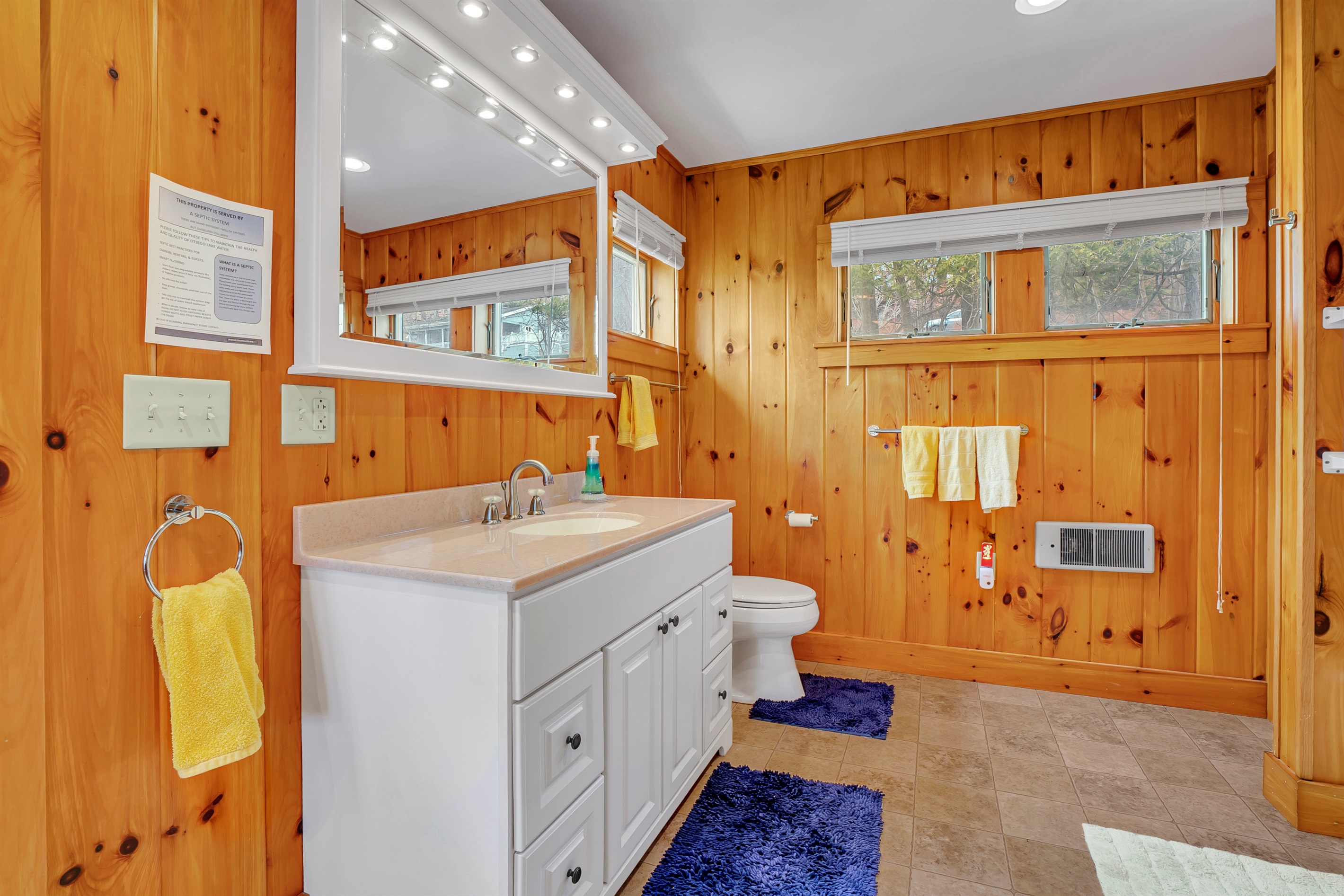 Ensuite in King primary, full bath with tub/shower