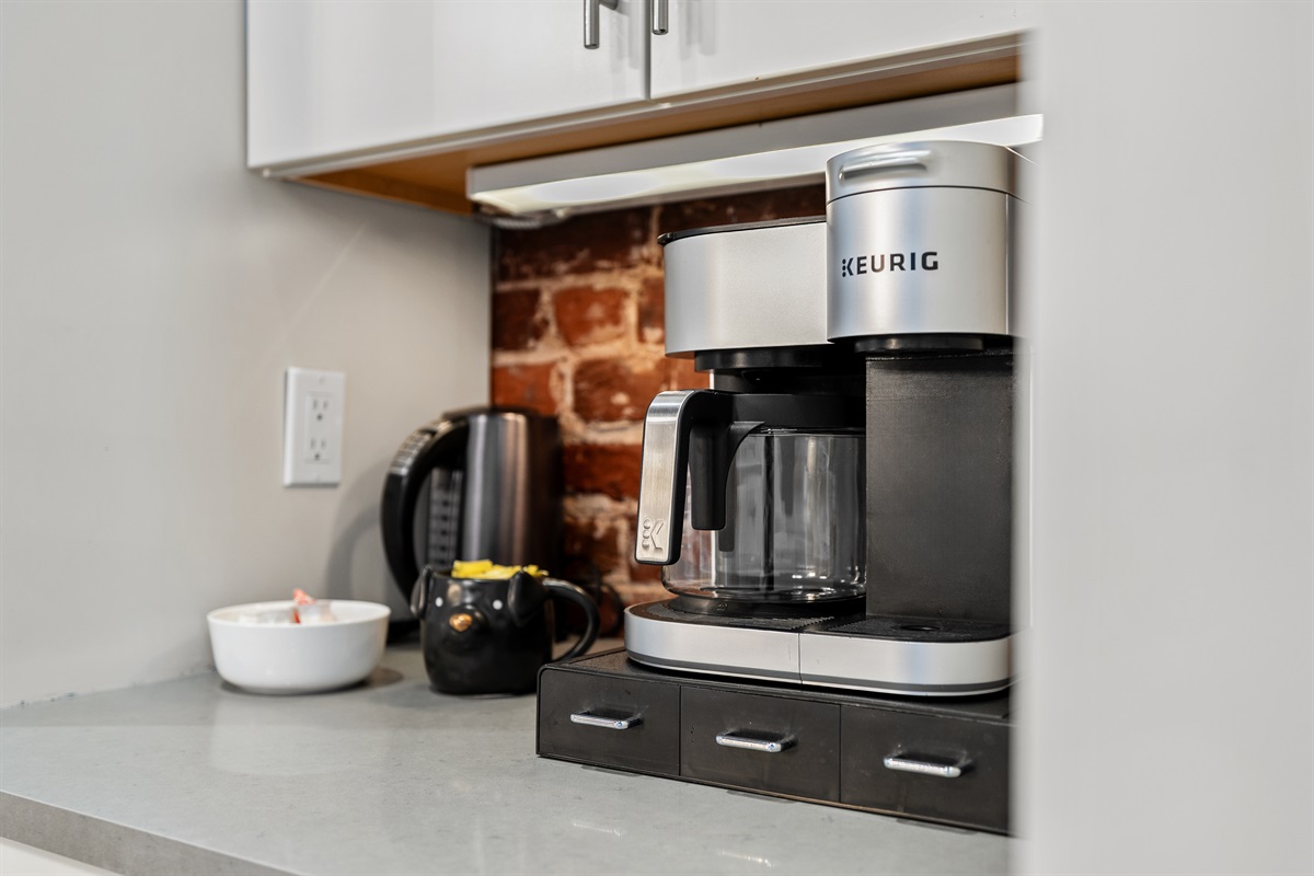Kickstart your day with fresh cup of coffee, with all the essentials.