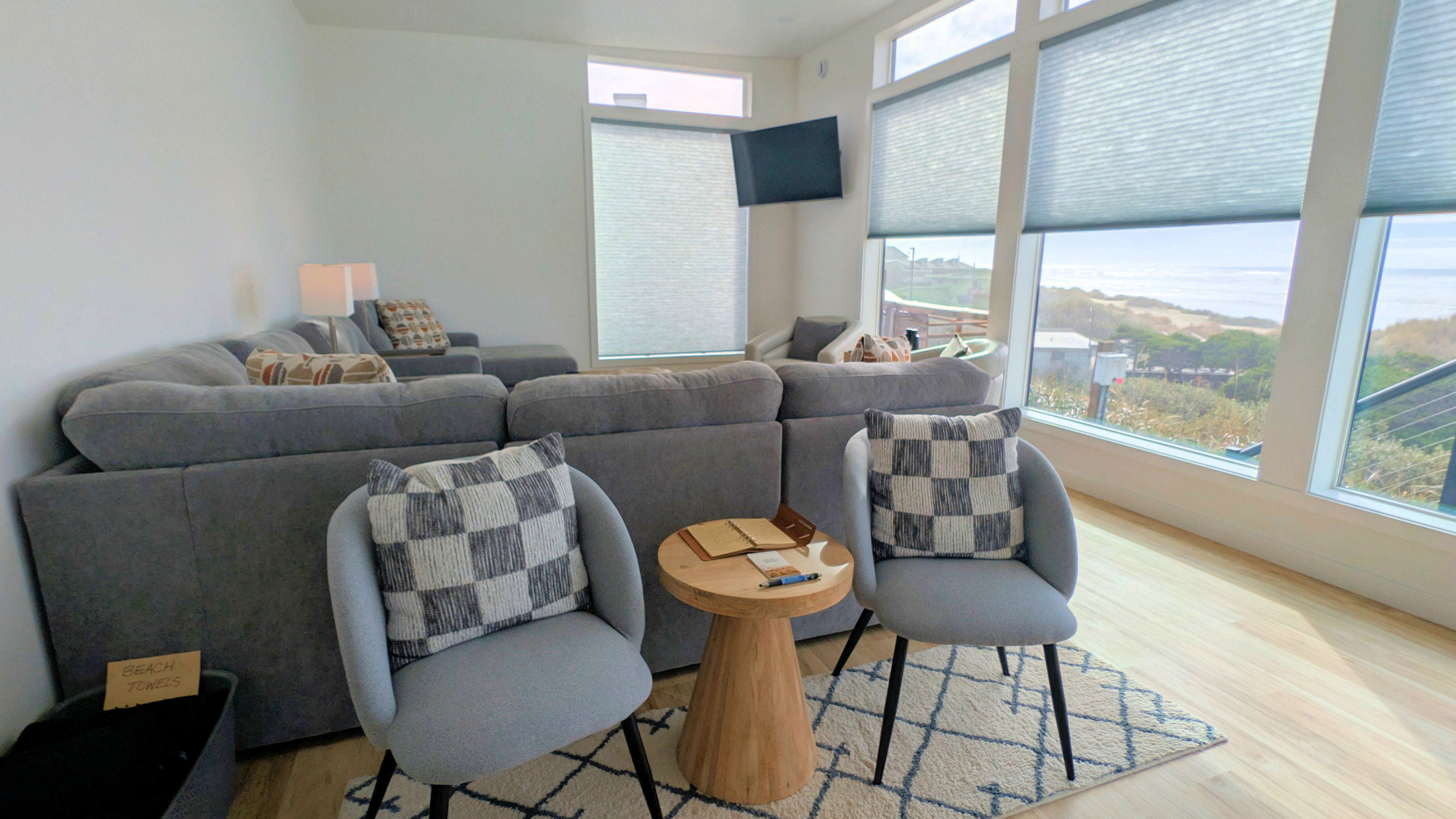 extra seating - that you can easily rearrange 
