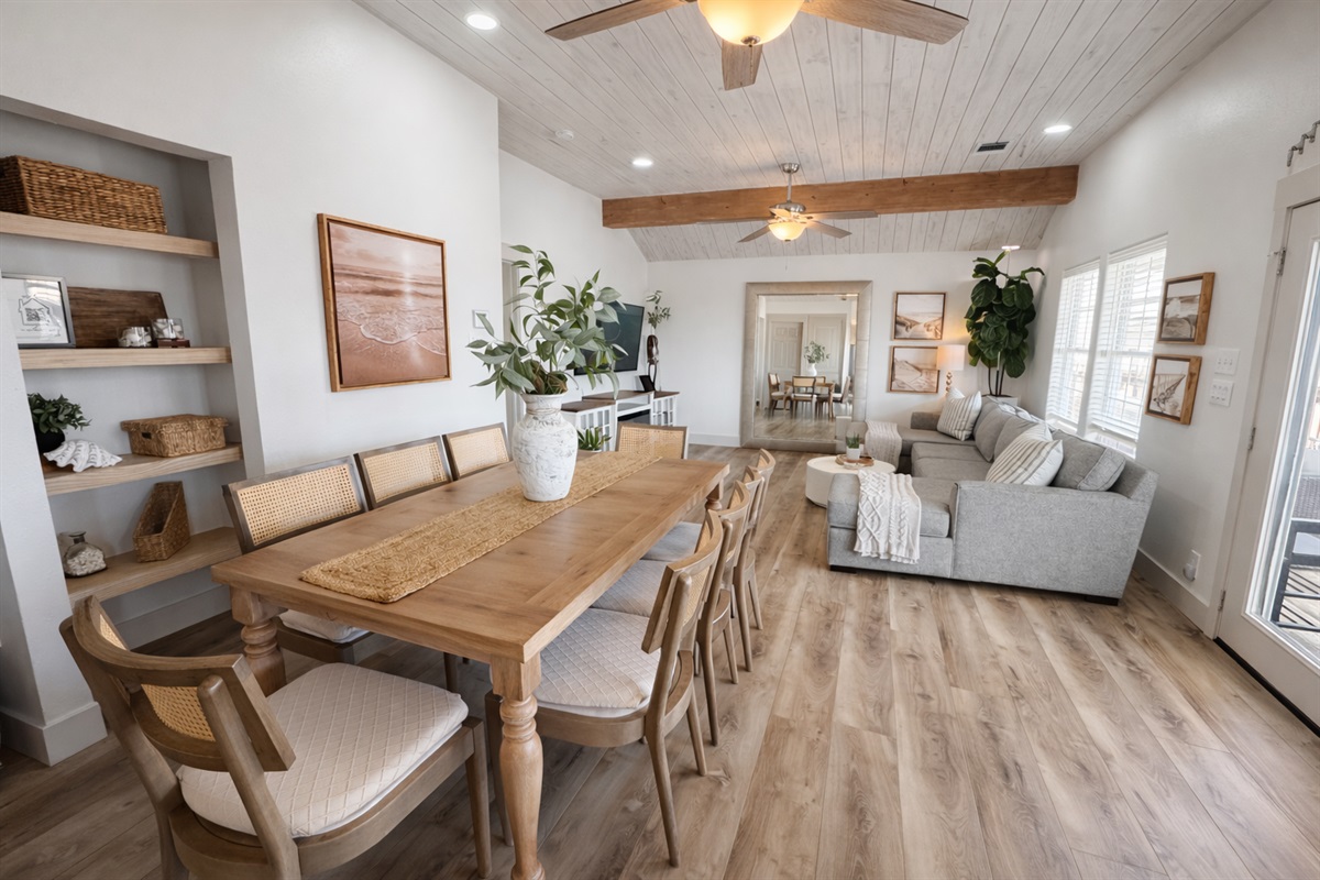 Open seating, seats 8