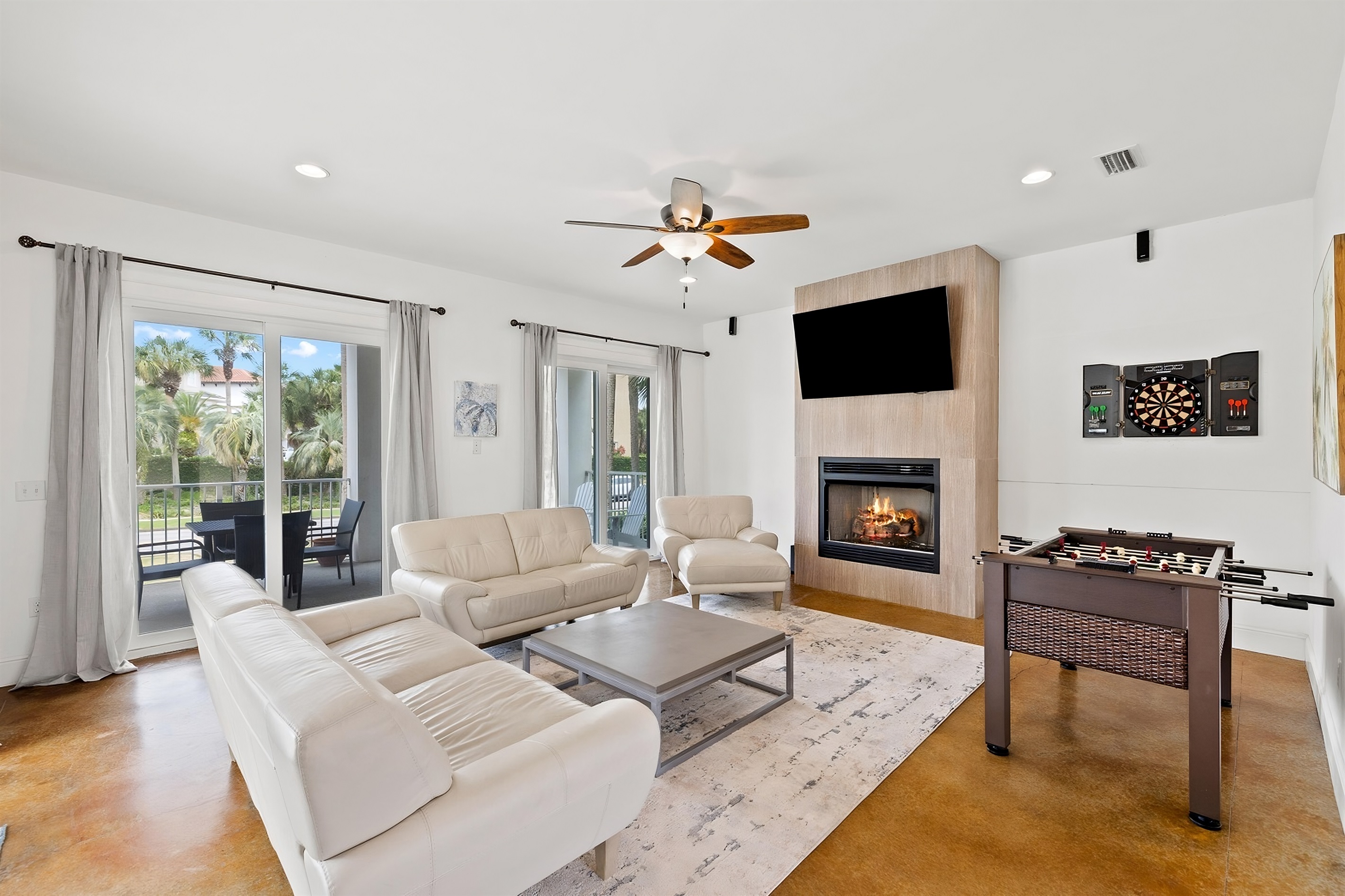 Luxurious Living Room