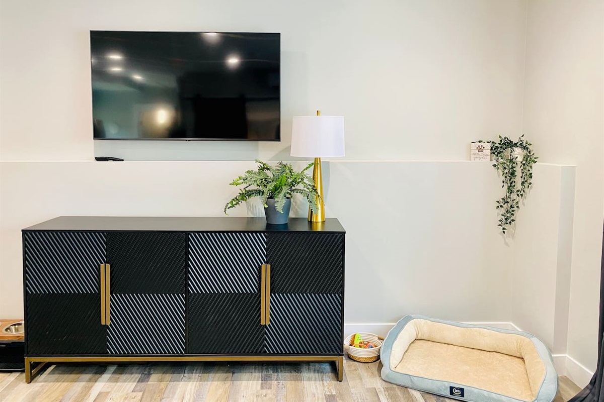 "We really enjoyed our stay! The house itself was extremely tidy and logistically laid out extremely well." - Roxanne (February 2024)