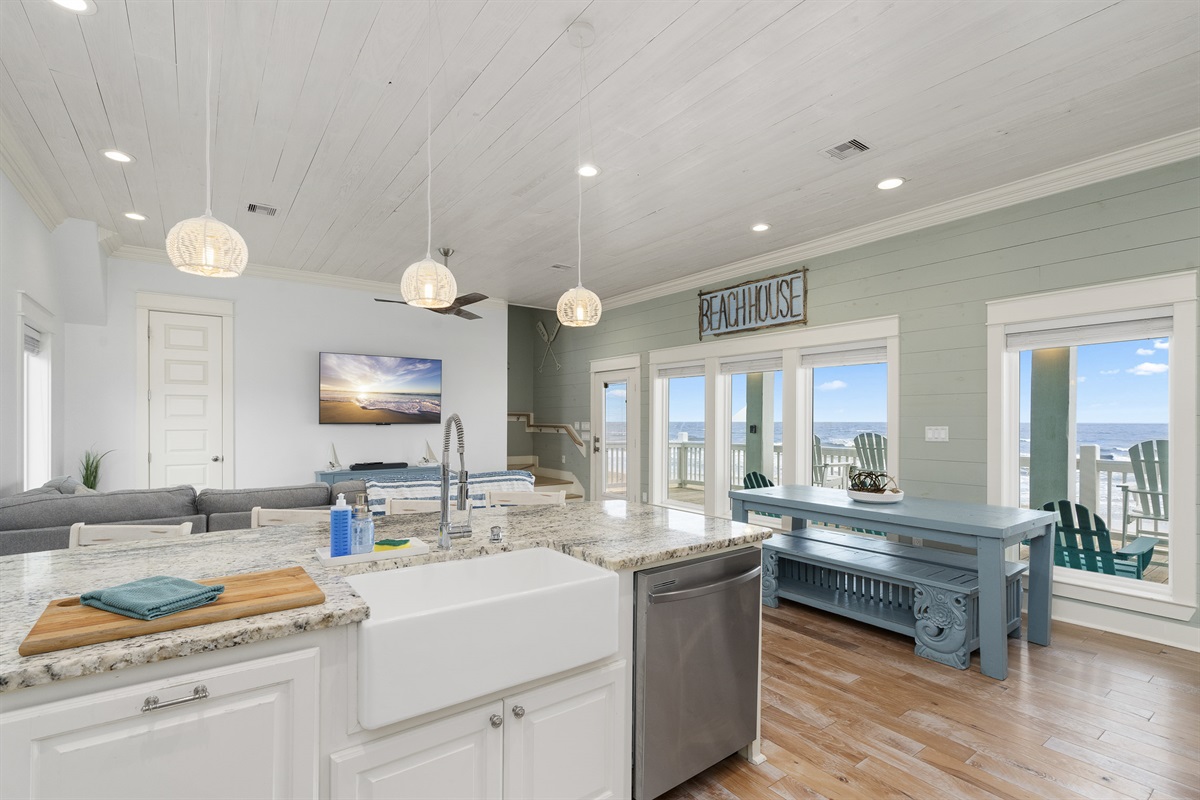 c40f6532828f47cb9dcdf7c4755cbb13 Large | Beachhouse | Texas | TX | Vacation Homes | Galveston | Crystal Beach | Kokomo | Breezy Days | Beachfront Elegance | Sunrise Serenity | Southern Sands Property Management, LLC