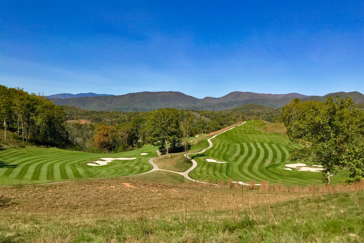 Sequoyah National Golf Club is only 5 miles away!