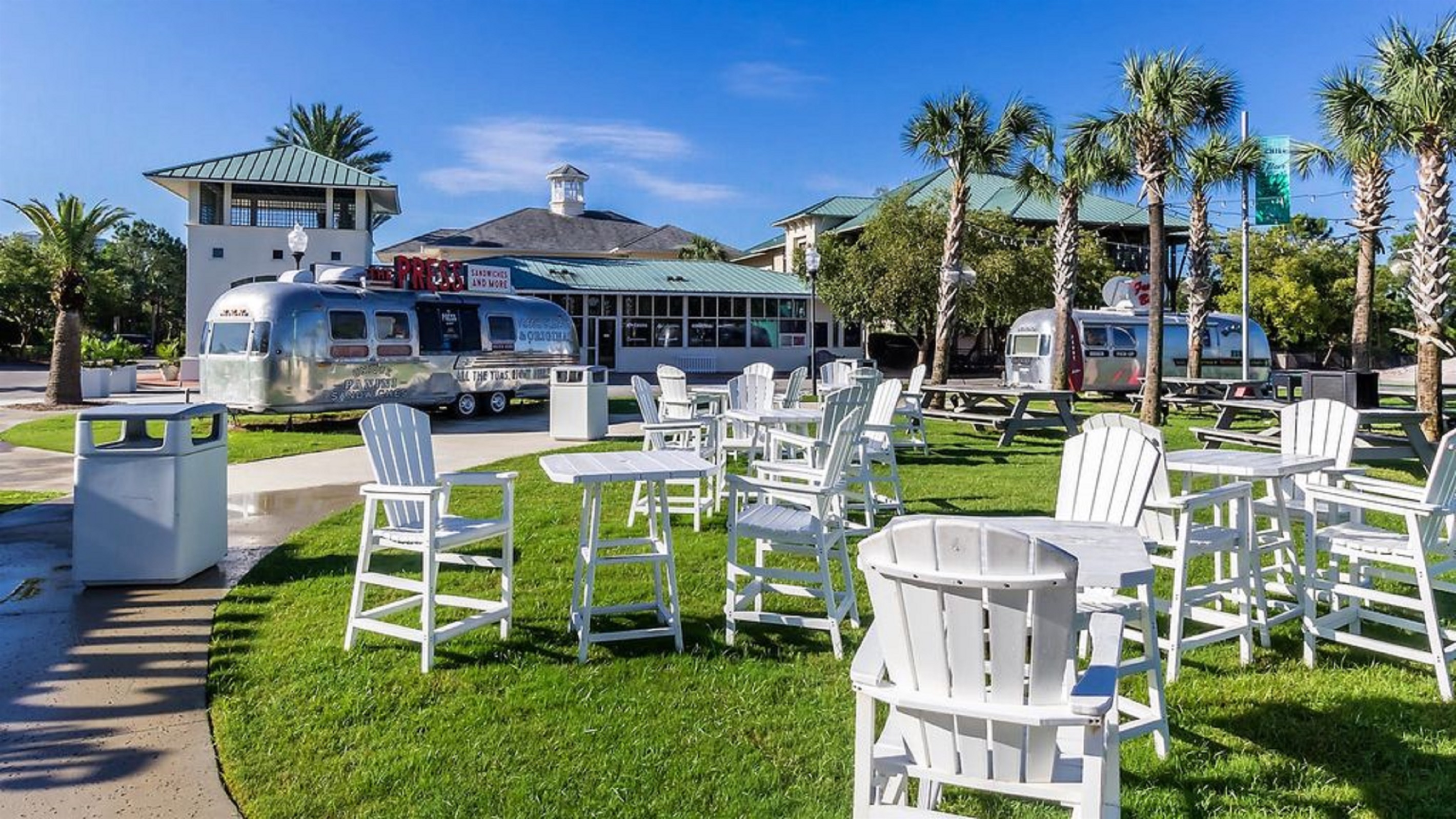 Elevate your Beach Club experience with our exclusive seasonal food truck. Enjoy convenient and tasty options just steps from the sand. It's the perfect way to fuel your beach days – but hurry, it won't be here forever!