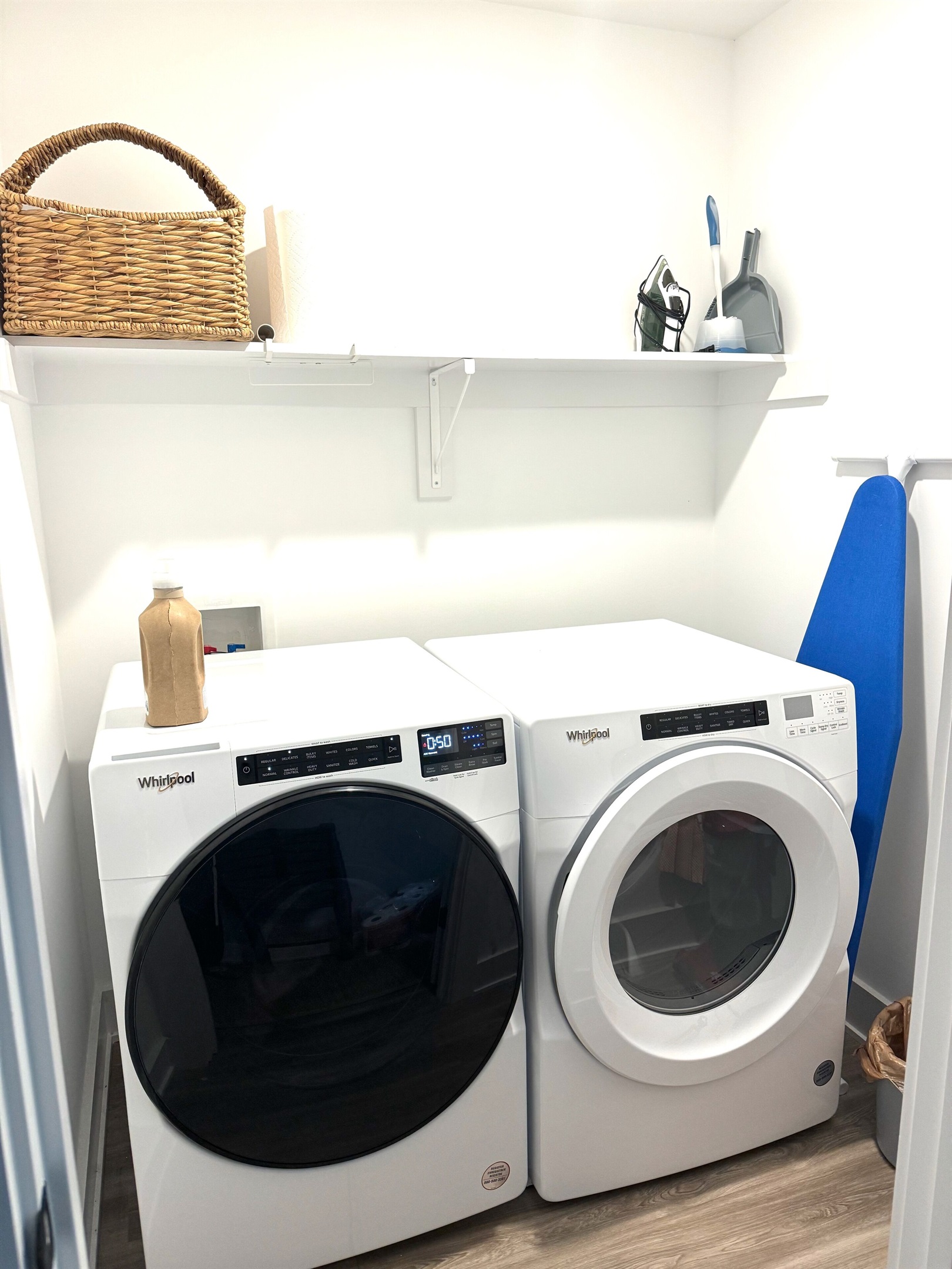 Full laundry roomIron/boardVaccuum/Broom/Mop